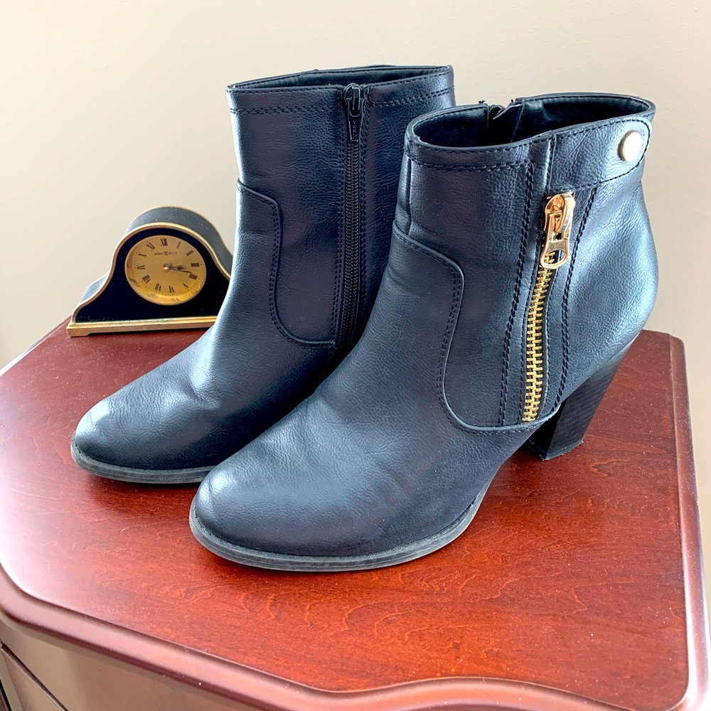 Black short boots